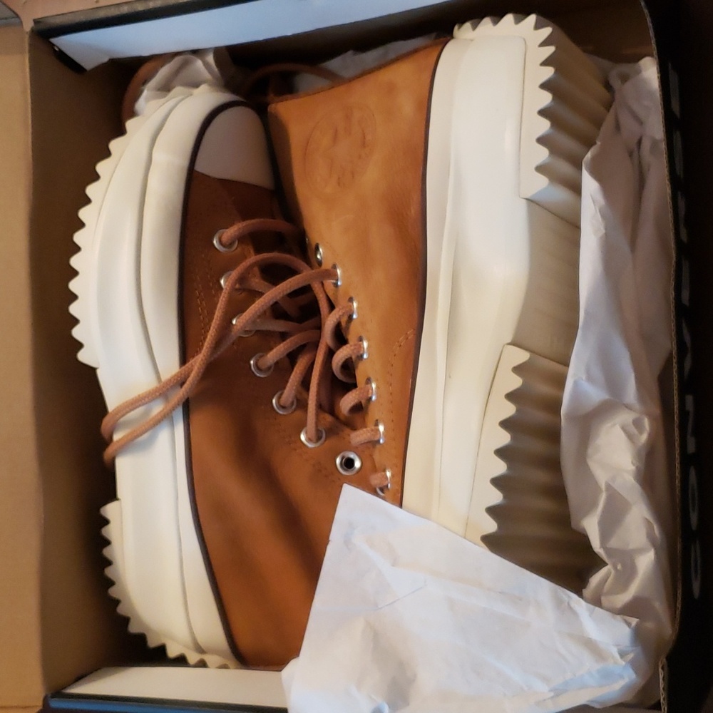 Converse suede 8.5 Authentic